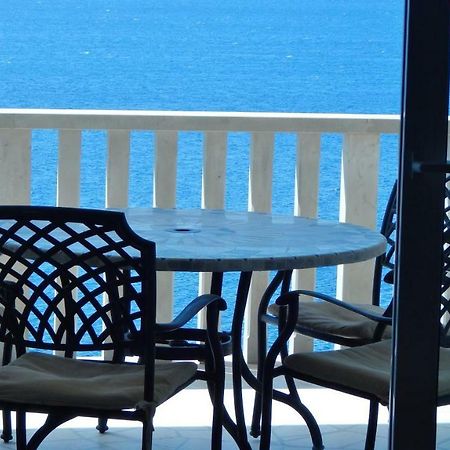 Seafront Apartments Nemira โอมิช ภายนอก รูปภาพ