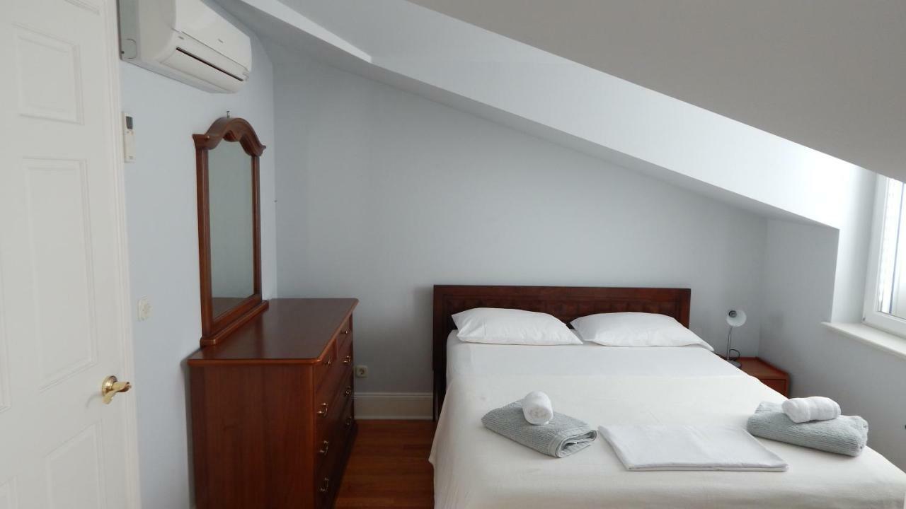 Seafront Apartments Nemira โอมิช ภายนอก รูปภาพ